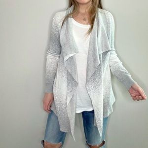 LOU & GREY gray and white blurred striped open front cardigan size Medium